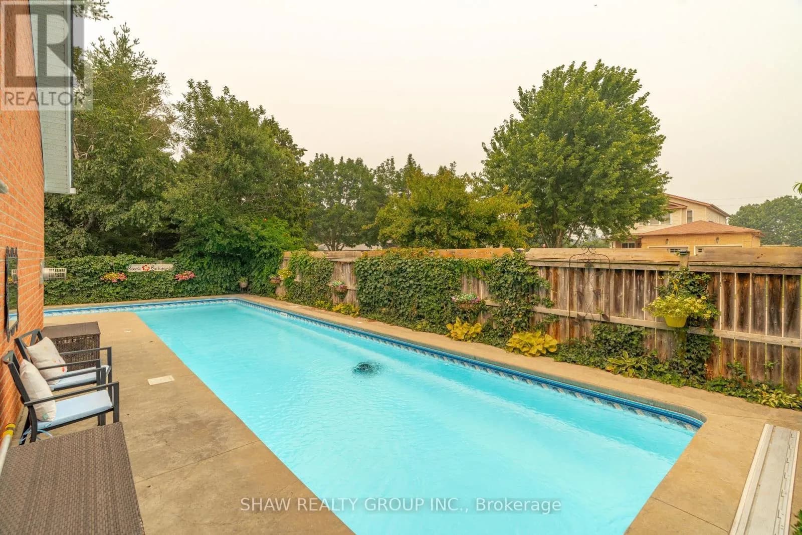 79 BEAVERBROOK CRESCENT — photo 4 of 50
