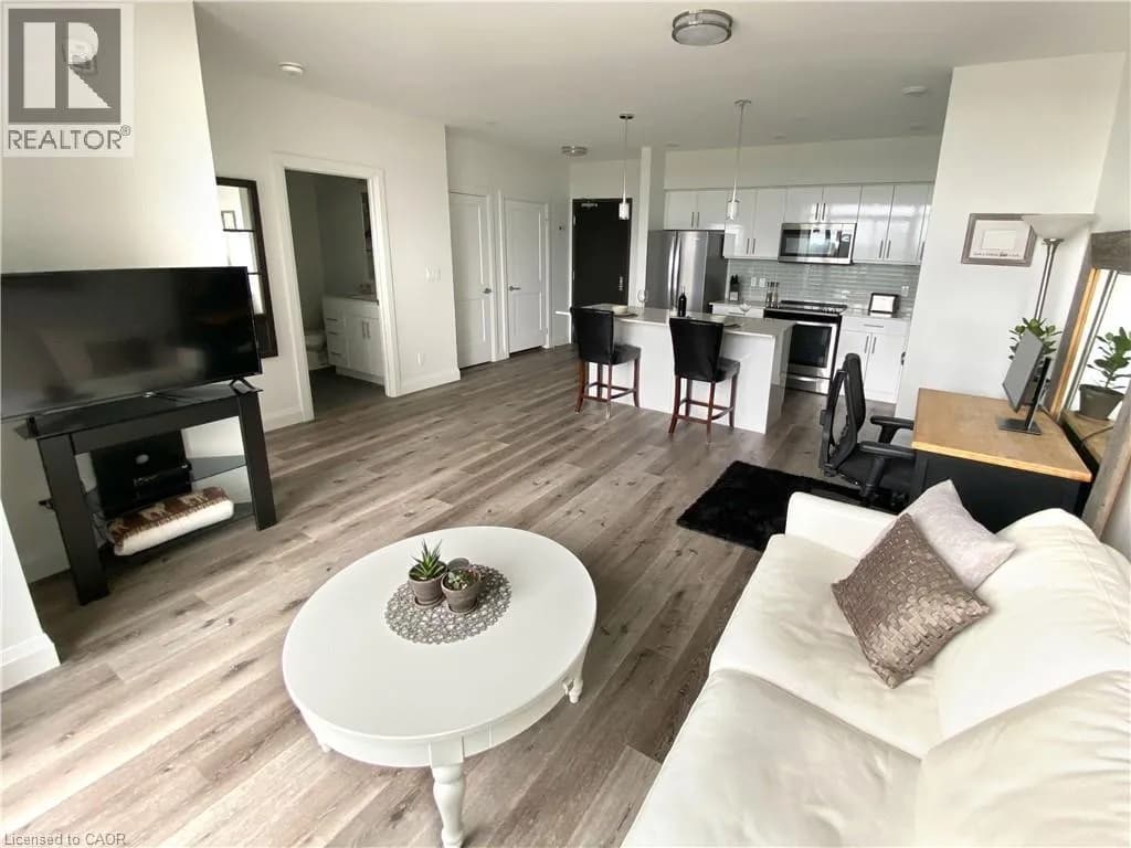 399 QUEEN Street S Unit# 608 — photo 4 of 26