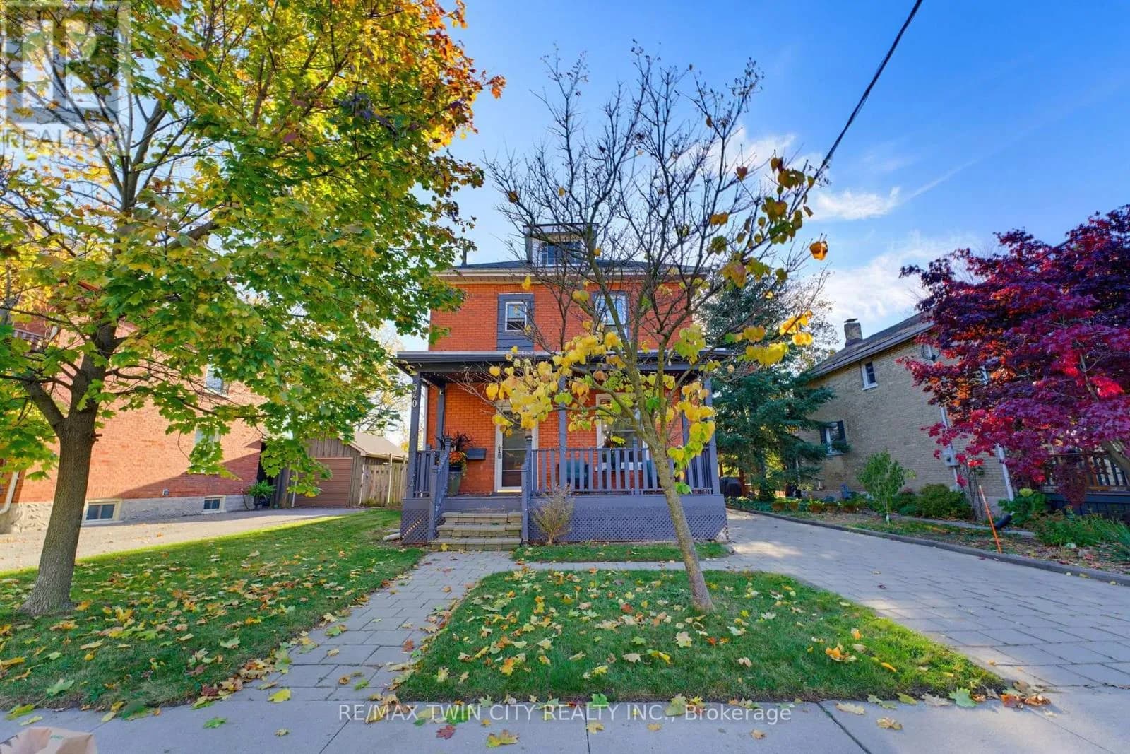 540 VINE STREET — photo 2 of 38