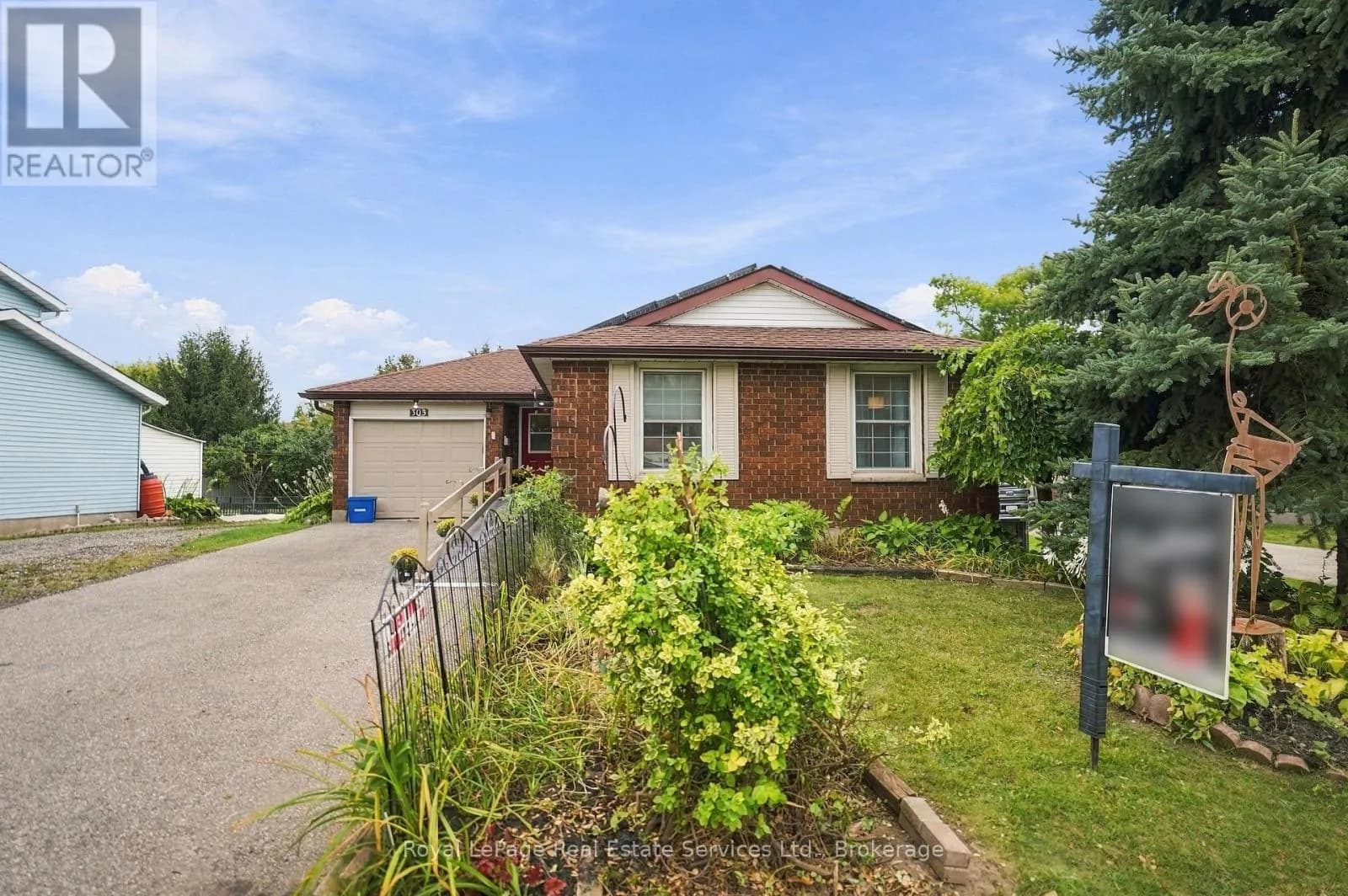 303 GRAND RIDGE DRIVE — photo 1 of 48