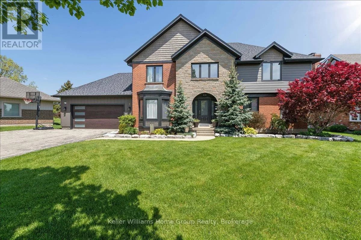 8 STONEFIELD DRIVE — photo 3 of 50