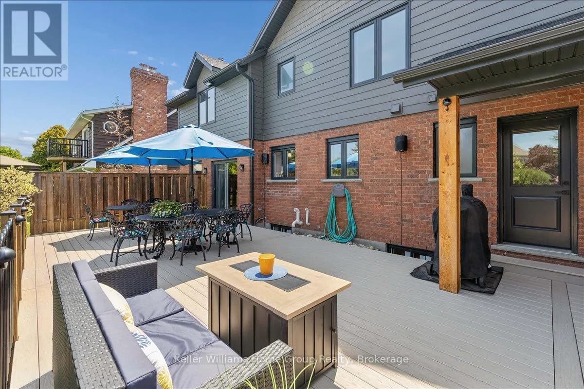 8 STONEFIELD DRIVE — photo 5 of 50