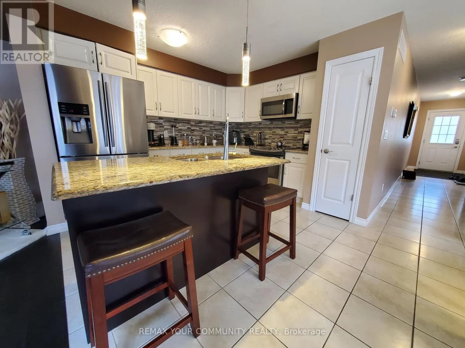 44 - 635 SAGINAW PARKWAY — photo 4 of 17