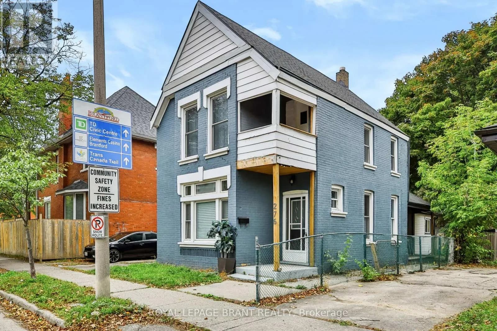 276 DALHOUSIE STREET — photo 1 of 32