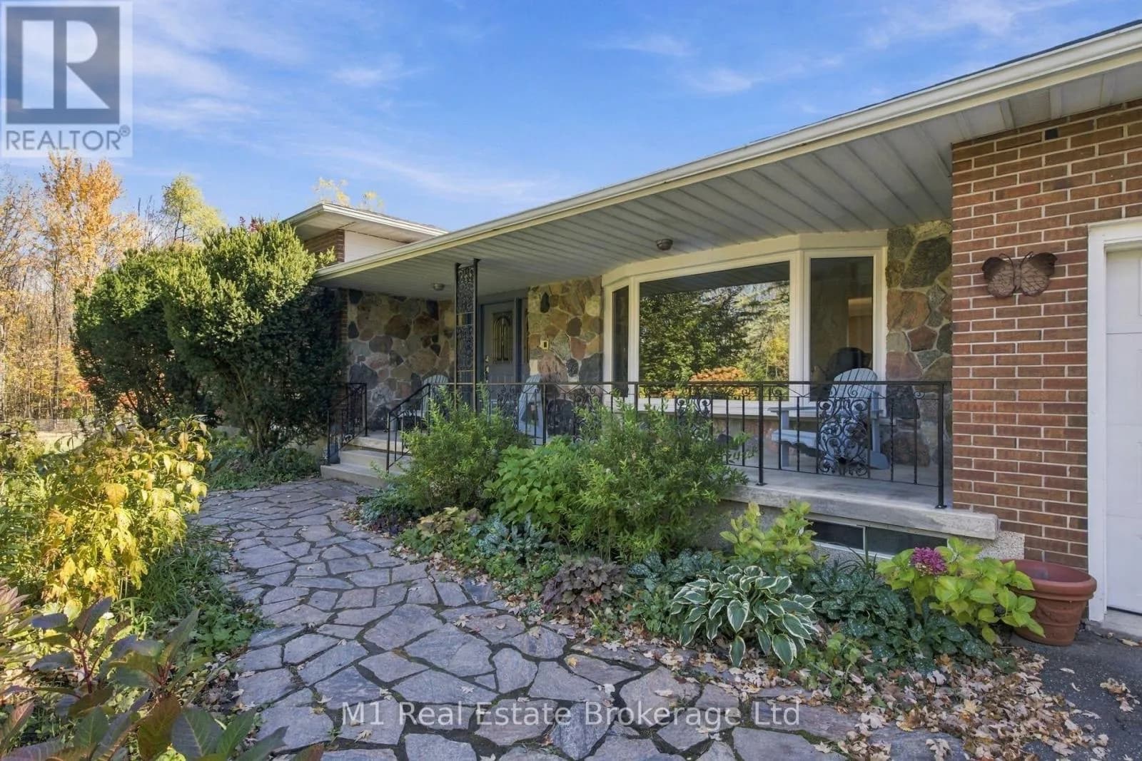 7051 FIFE ROAD — photo 4 of 50