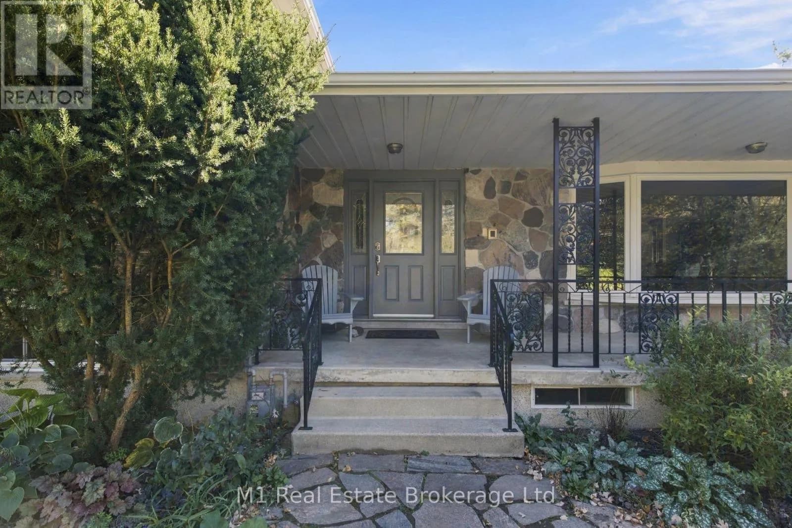 7051 FIFE ROAD — photo 5 of 50