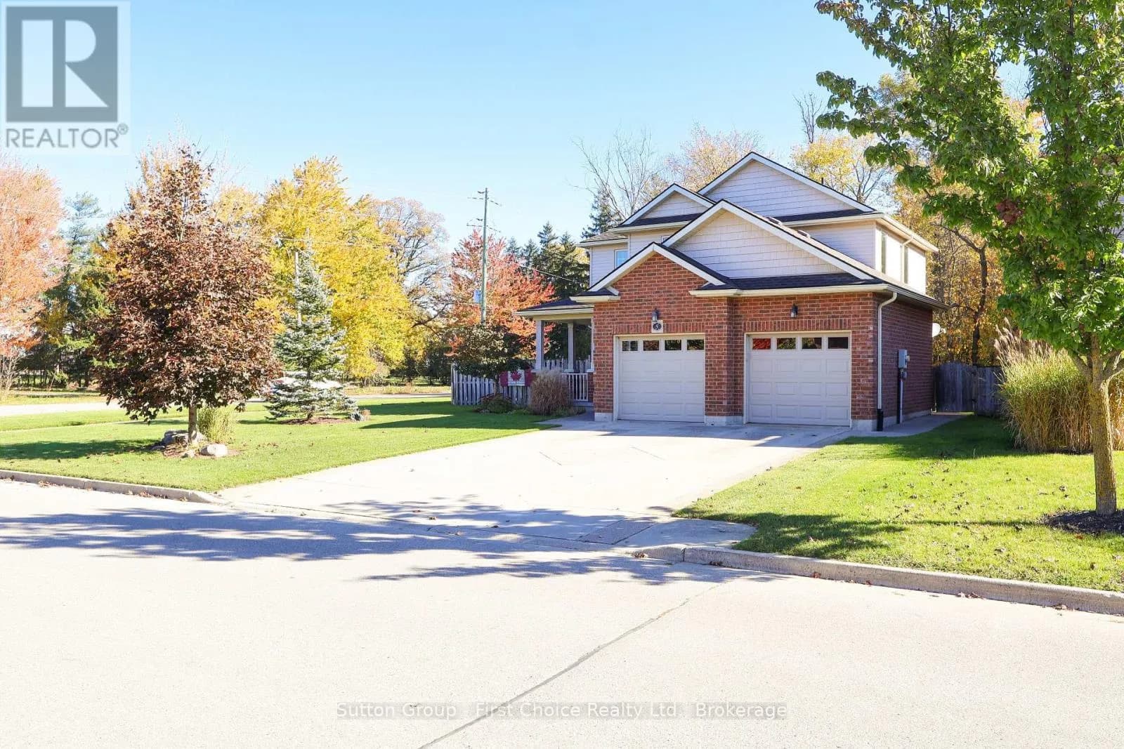5 FAIRFIELD DRIVE — photo 3 of 50