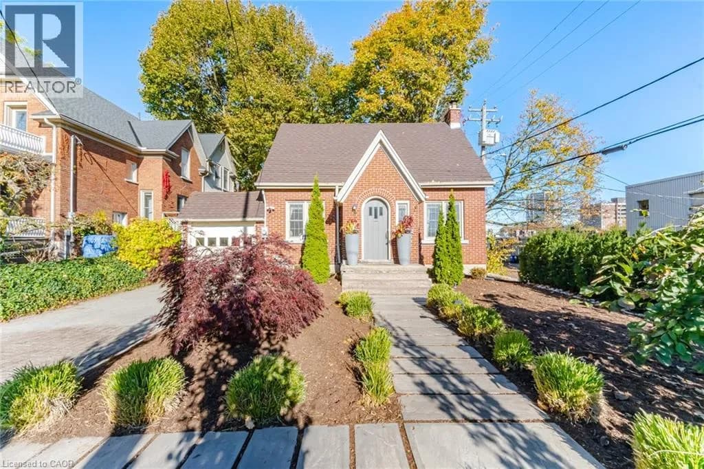 11 ROCK Avenue — photo 1 of 49