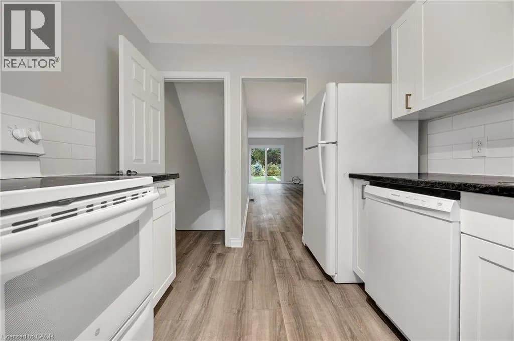 655 ALBERT Street Unit# C — photo 3 of 14