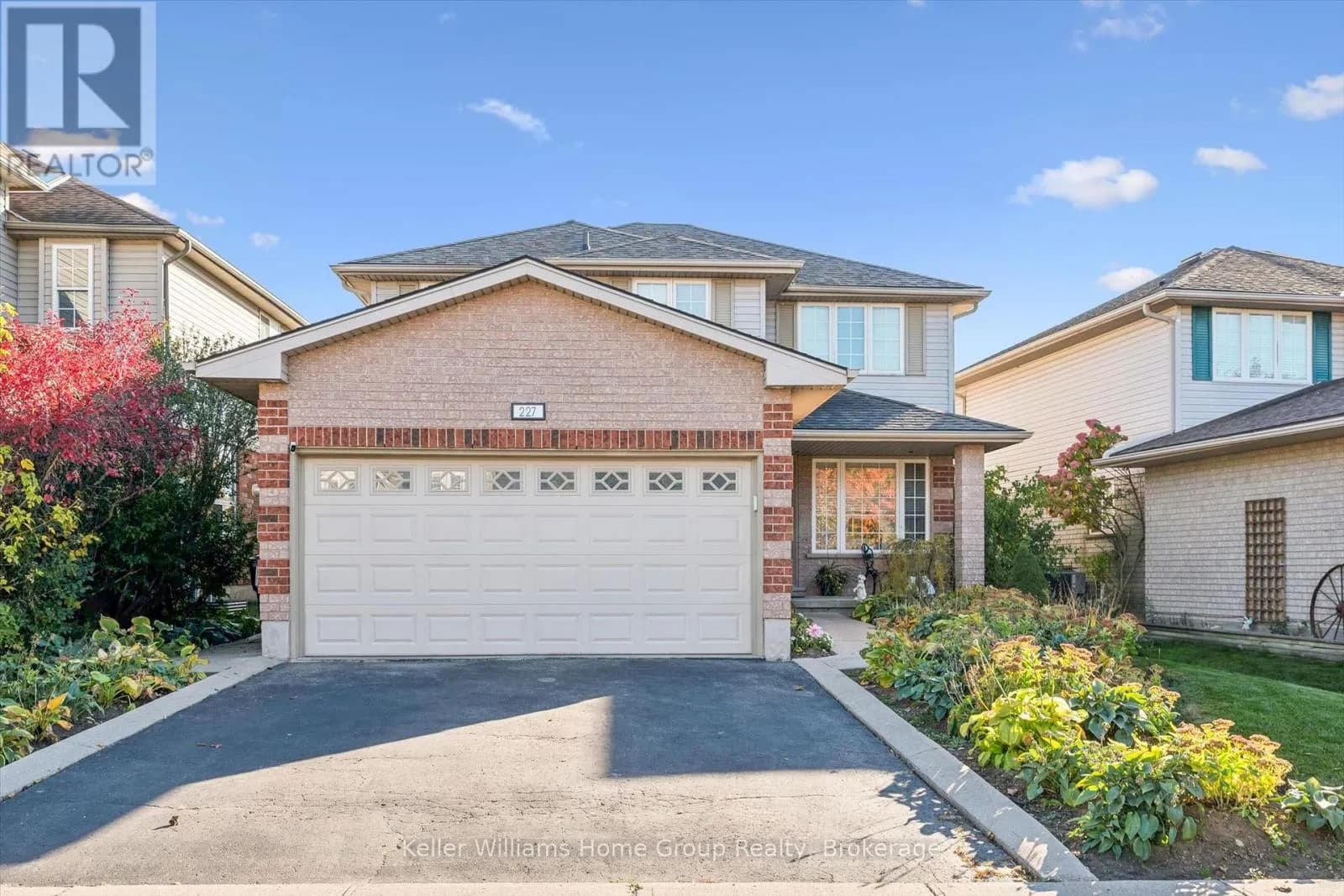 227 GREEN VISTA DRIVE — photo 1 of 49
