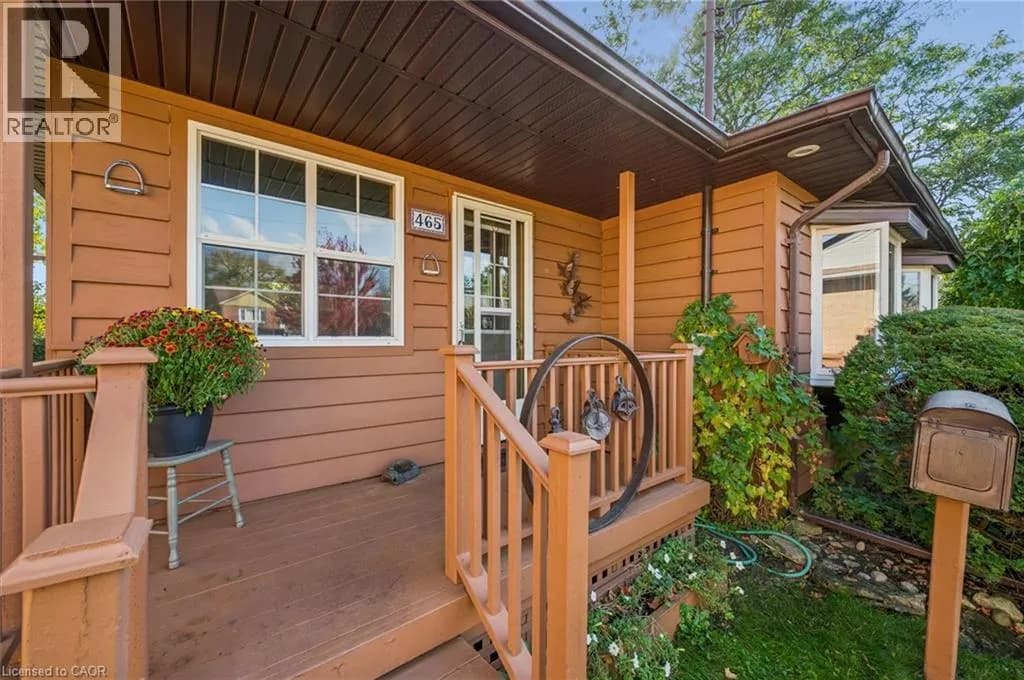 465 KARN Street — photo 4 of 36