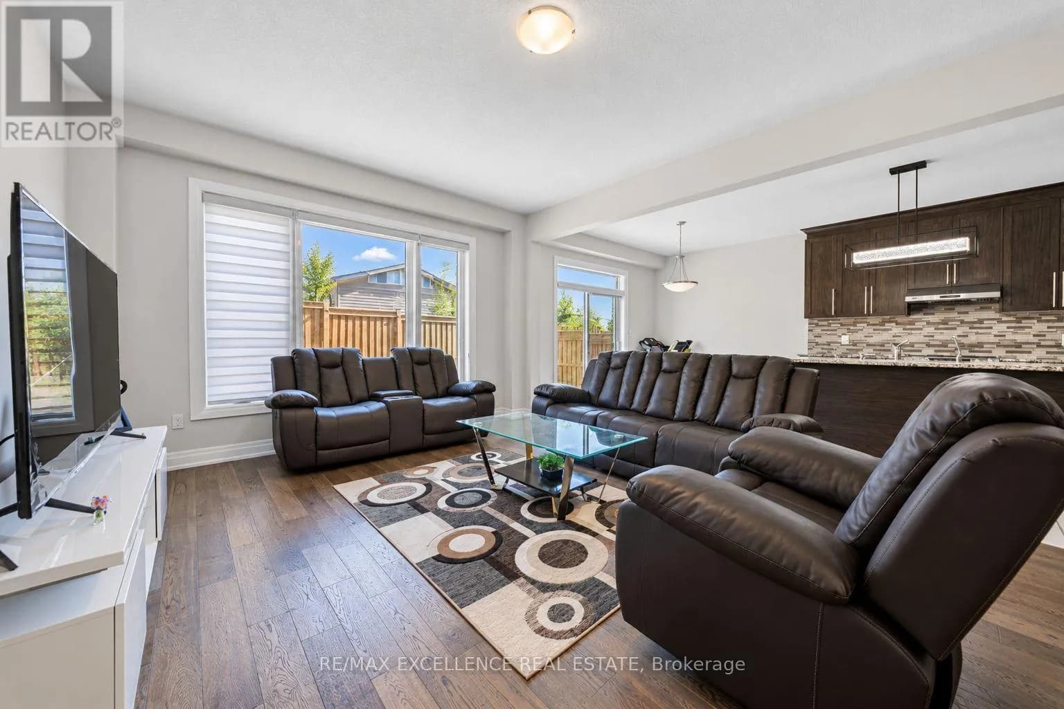 119 IAN ORMSTON DRIVE — photo 5 of 25