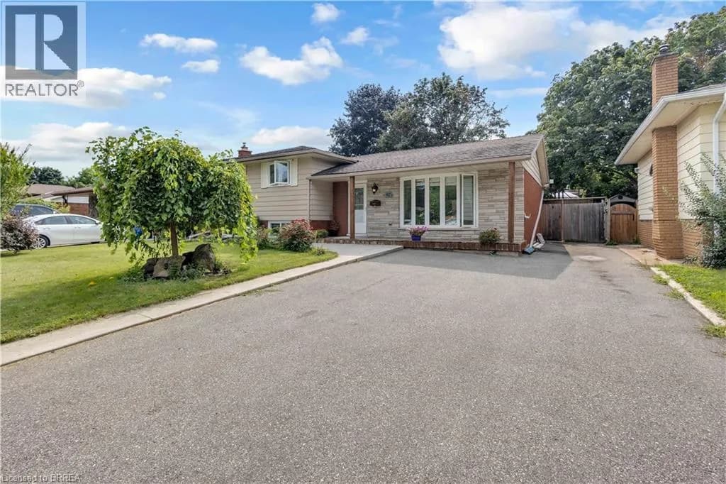 92 BRIER PARK Road — photo 3 of 50