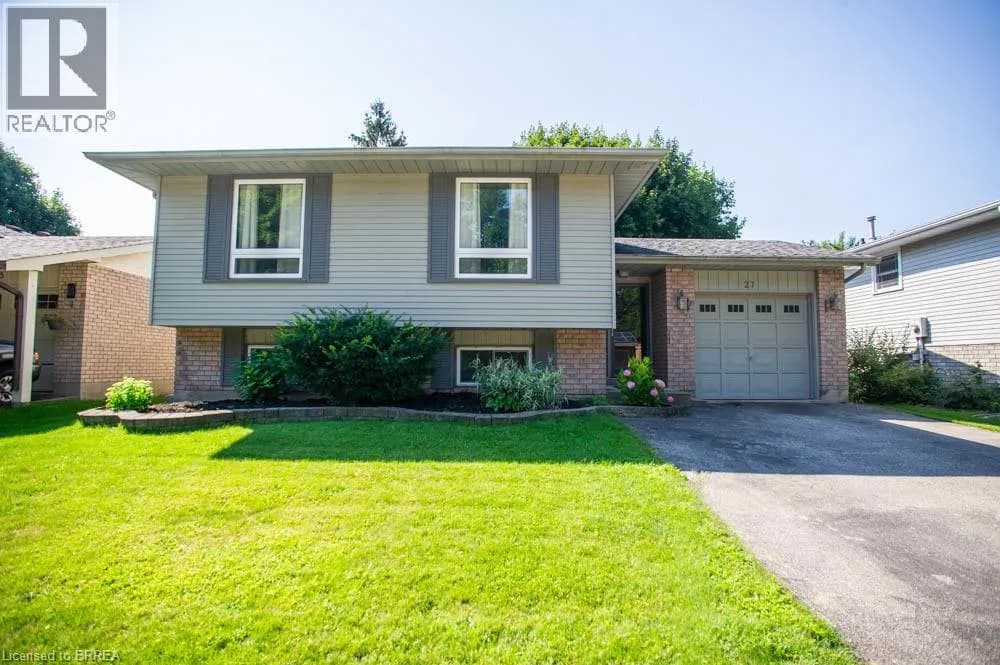 27 MYRTLEVILLE Drive — photo 2 of 36