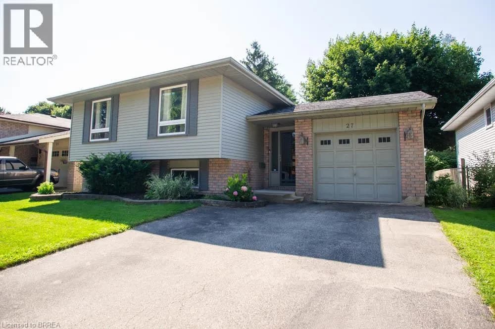 27 MYRTLEVILLE Drive — photo 5 of 36