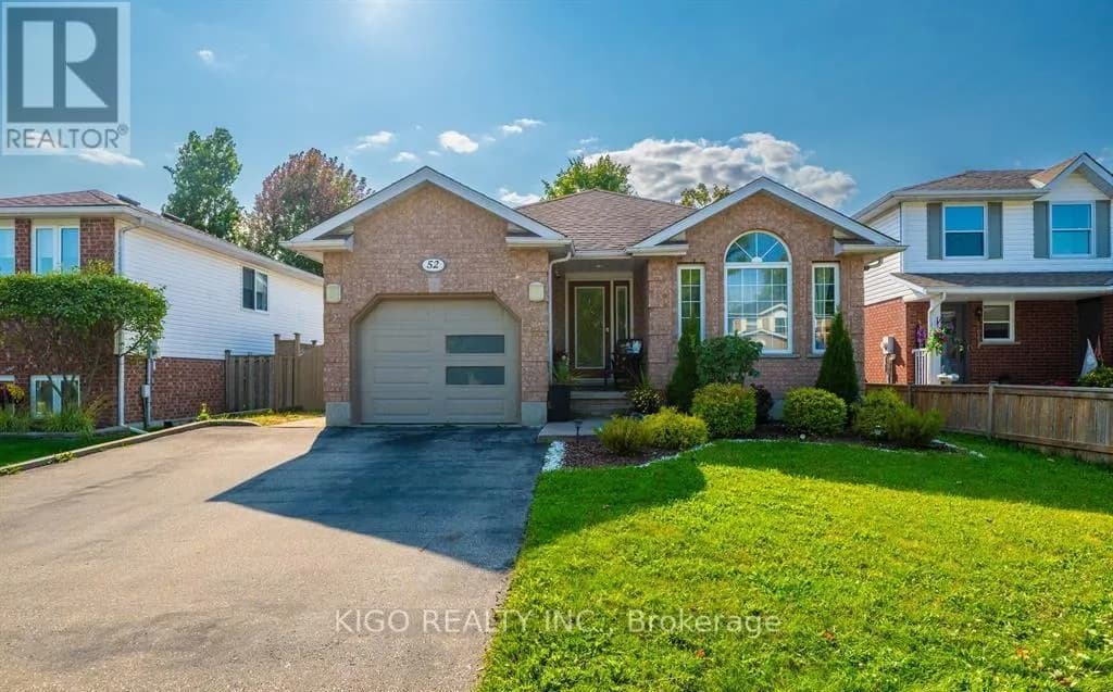 52 DAWN CRESCENT — photo 1 of 40