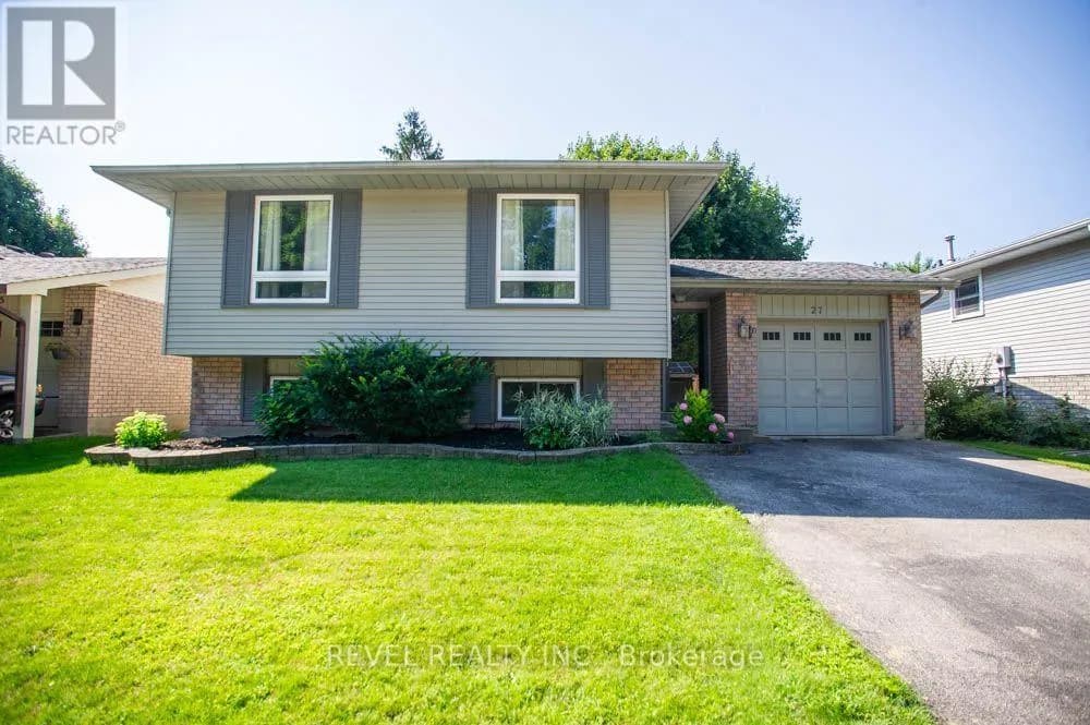 27 MYRTLEVILLE DRIVE — photo 2 of 36