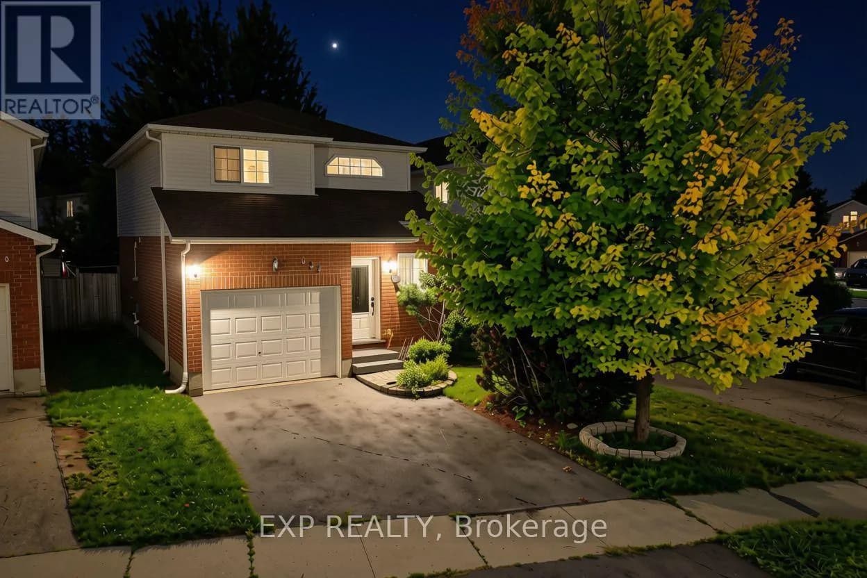 237 GREY FOX DRIVE — photo 2 of 31
