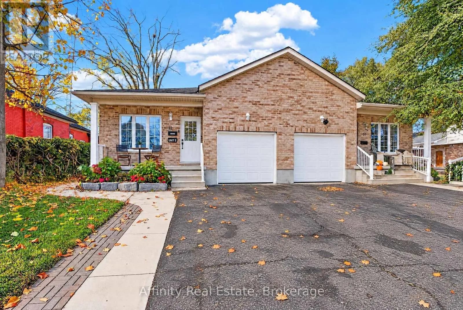 12 TAIT STREET — photo 1 of 50