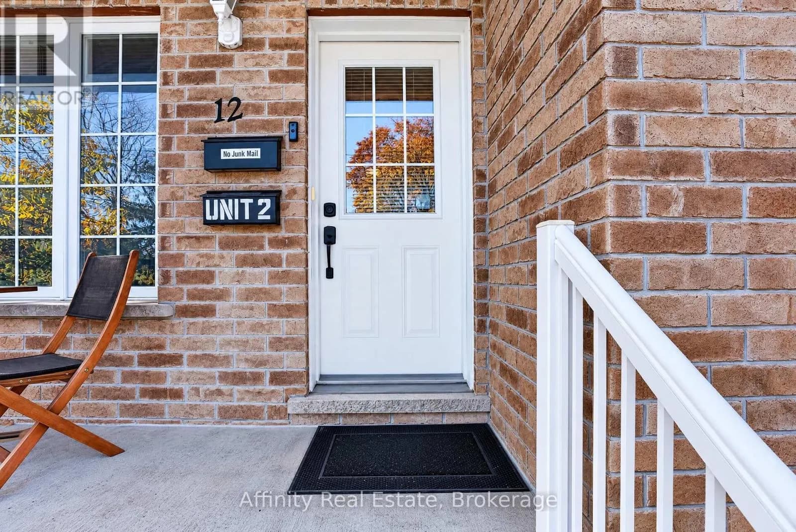 12 TAIT STREET — photo 5 of 50