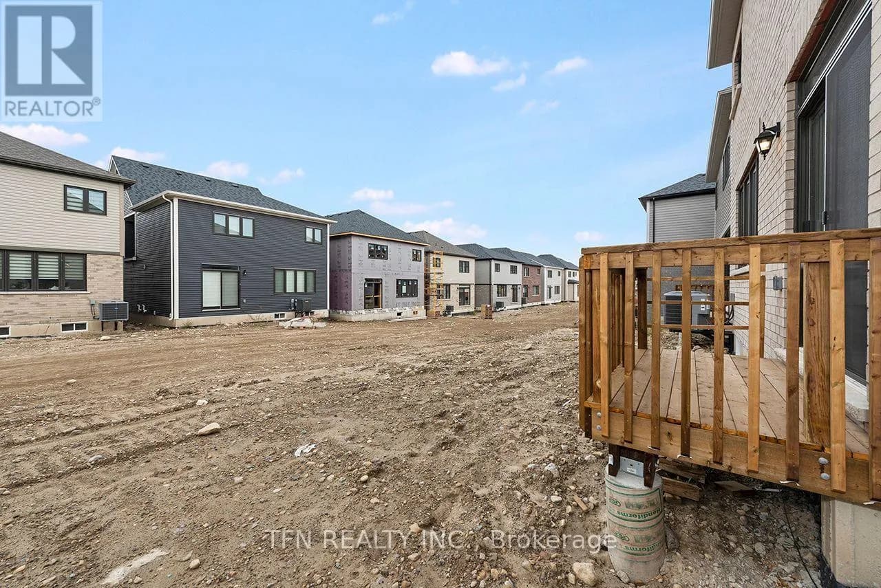 82 PICARD STREET — photo 4 of 41