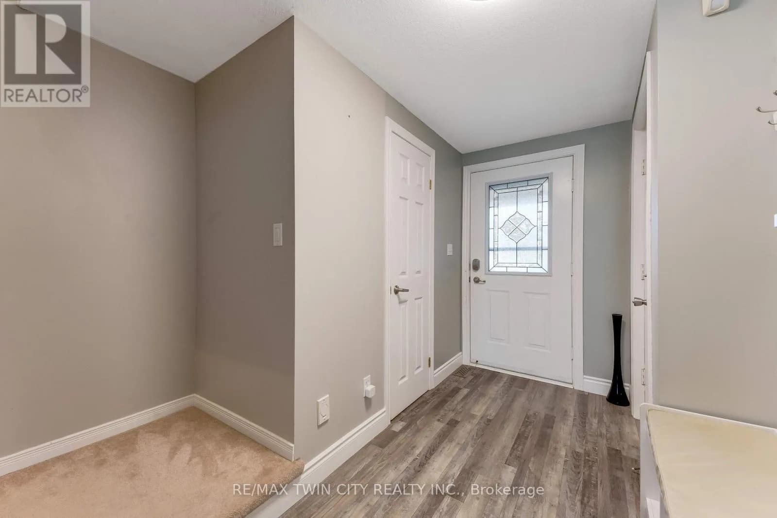 130 COTTON GRASS STREET — photo 5 of 40