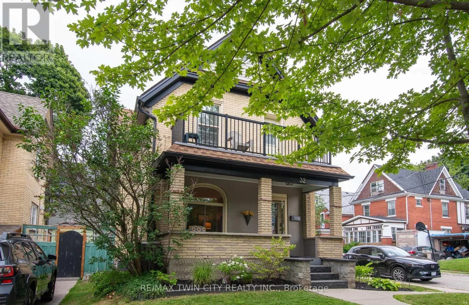 32 SAMUEL STREET — photo 5 of 49