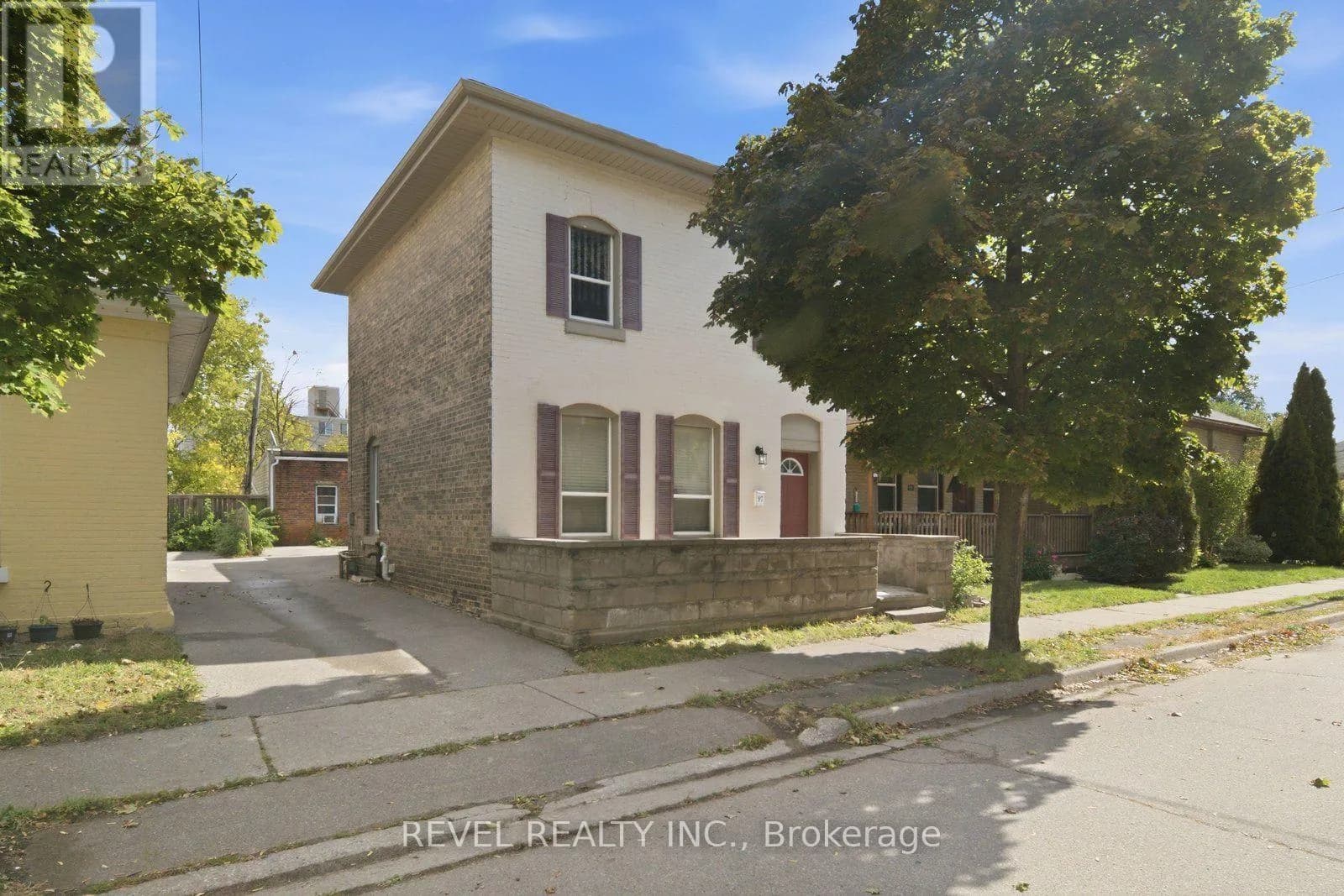 97 QUEEN STREET — photo 1 of 23