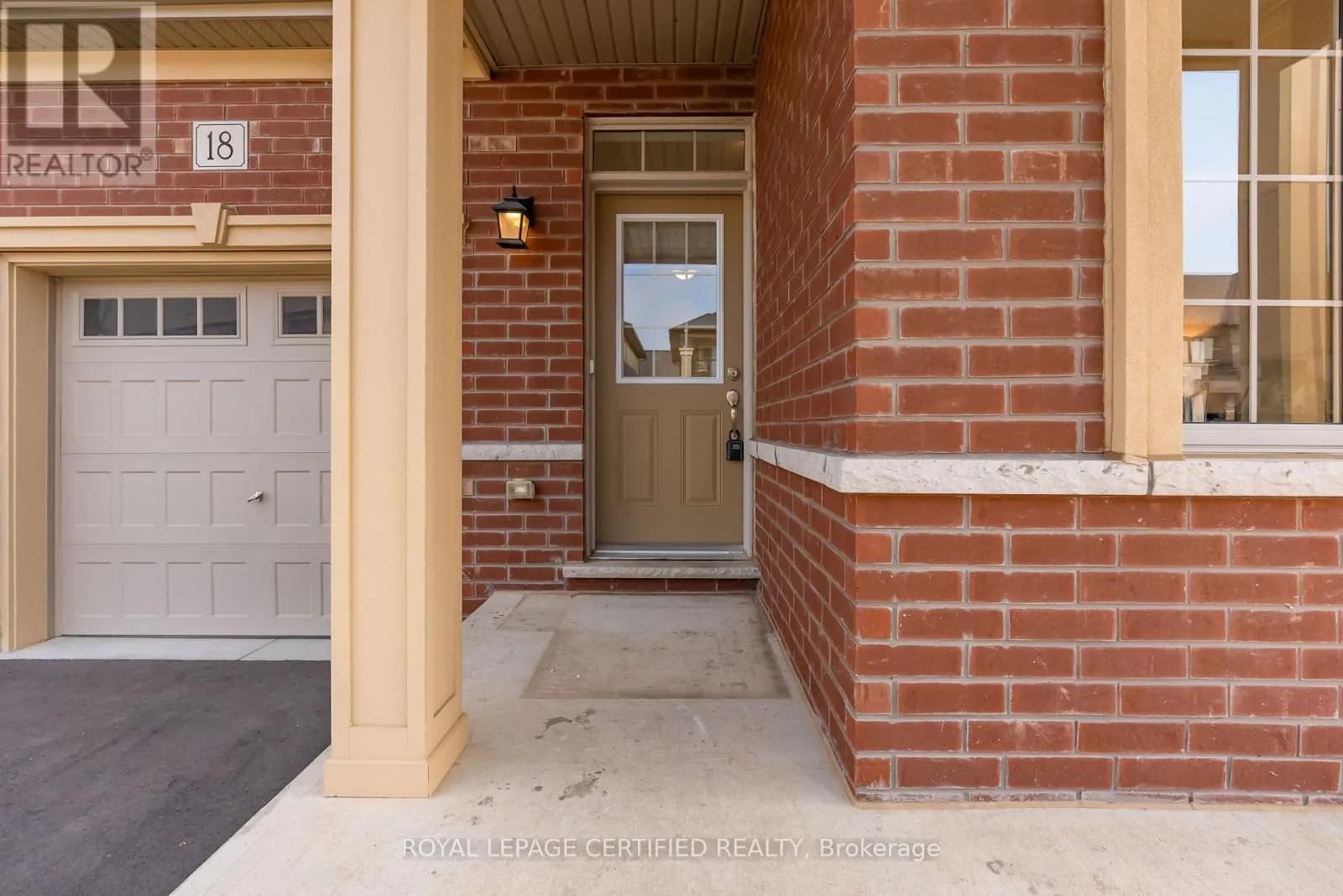 18 WAKELING DRIVE — photo 3 of 50