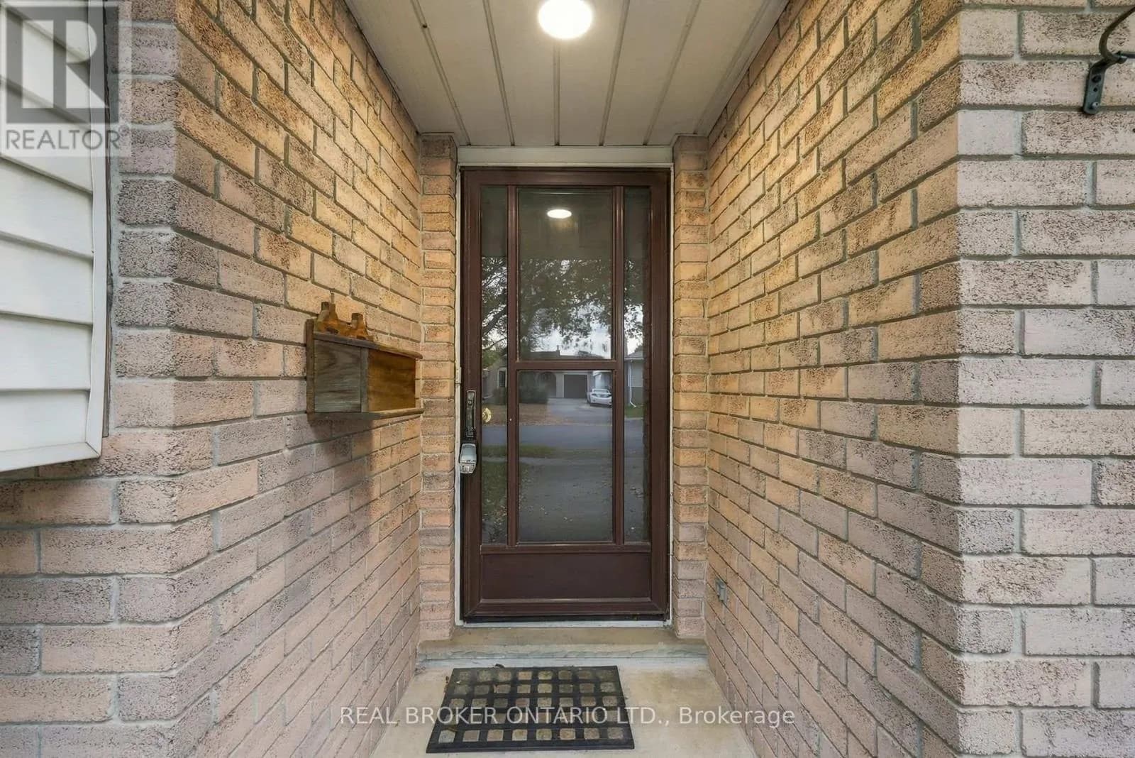 249 RITTENHOUSE ROAD — photo 5 of 44