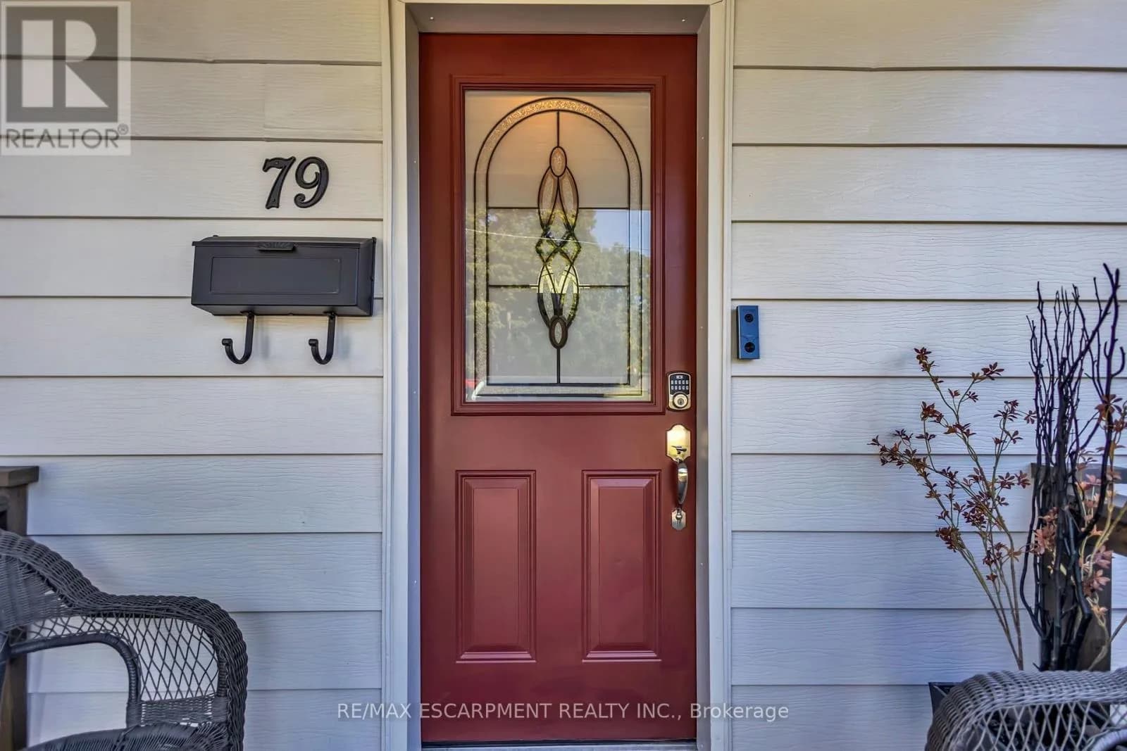 79 BRYDGES STREET — photo 2 of 50
