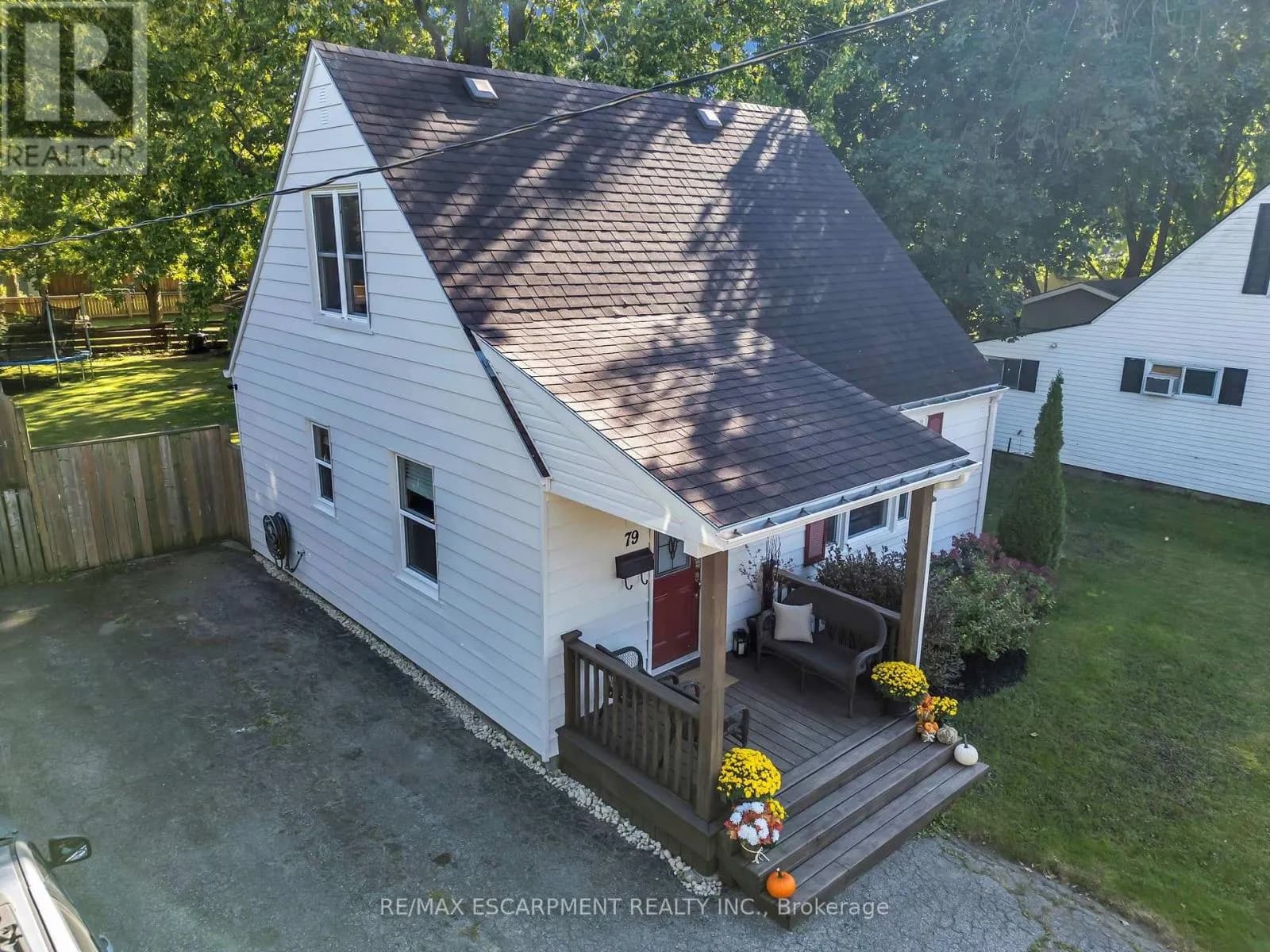 79 BRYDGES STREET — photo 5 of 50