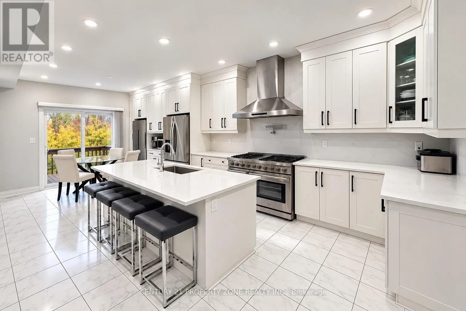 72 SLATER STREET — photo 5 of 28