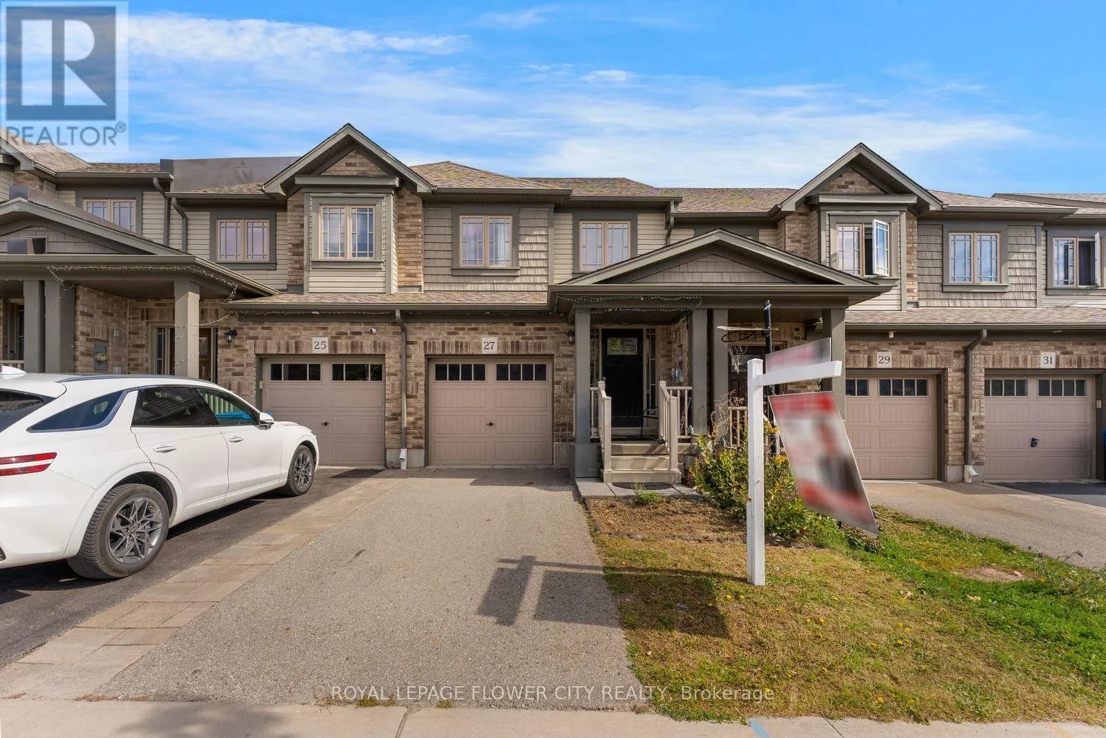 27 WINTERTON COURT — photo 2 of 42