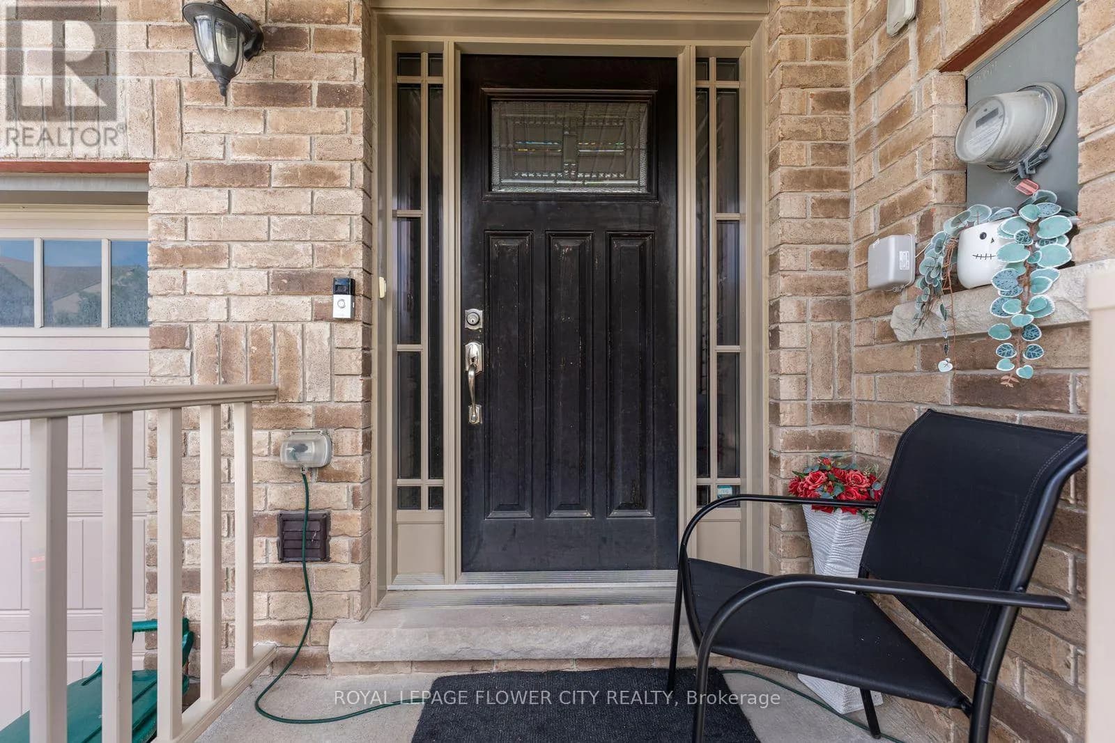 27 WINTERTON COURT — photo 5 of 42