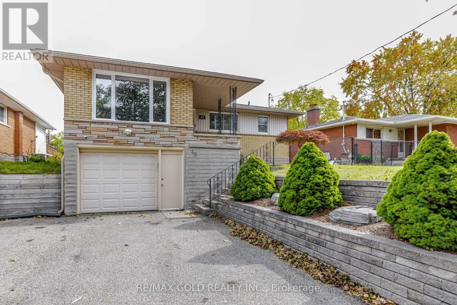 49 KENNETH AVENUE — photo 4 of 50