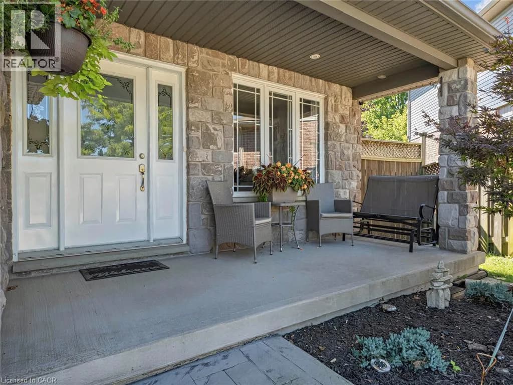 125 LANGLAW Drive — photo 3 of 49