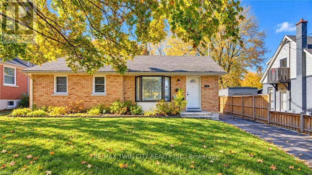 349 EDWIN STREET — photo 2 of 26
