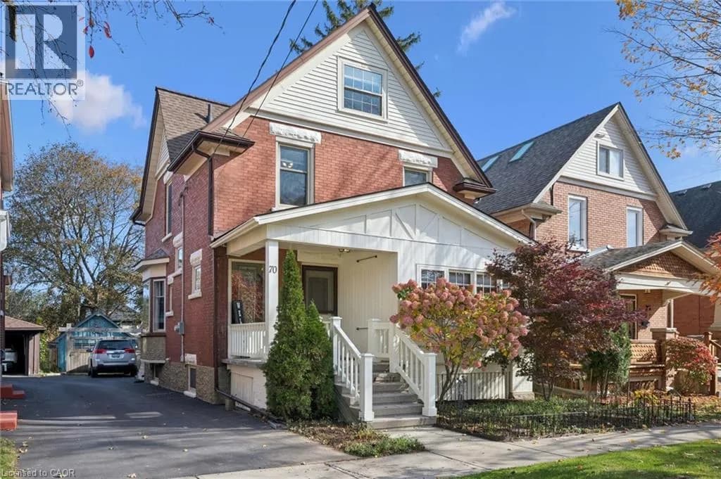 70 SIMEON Street — photo 4 of 49