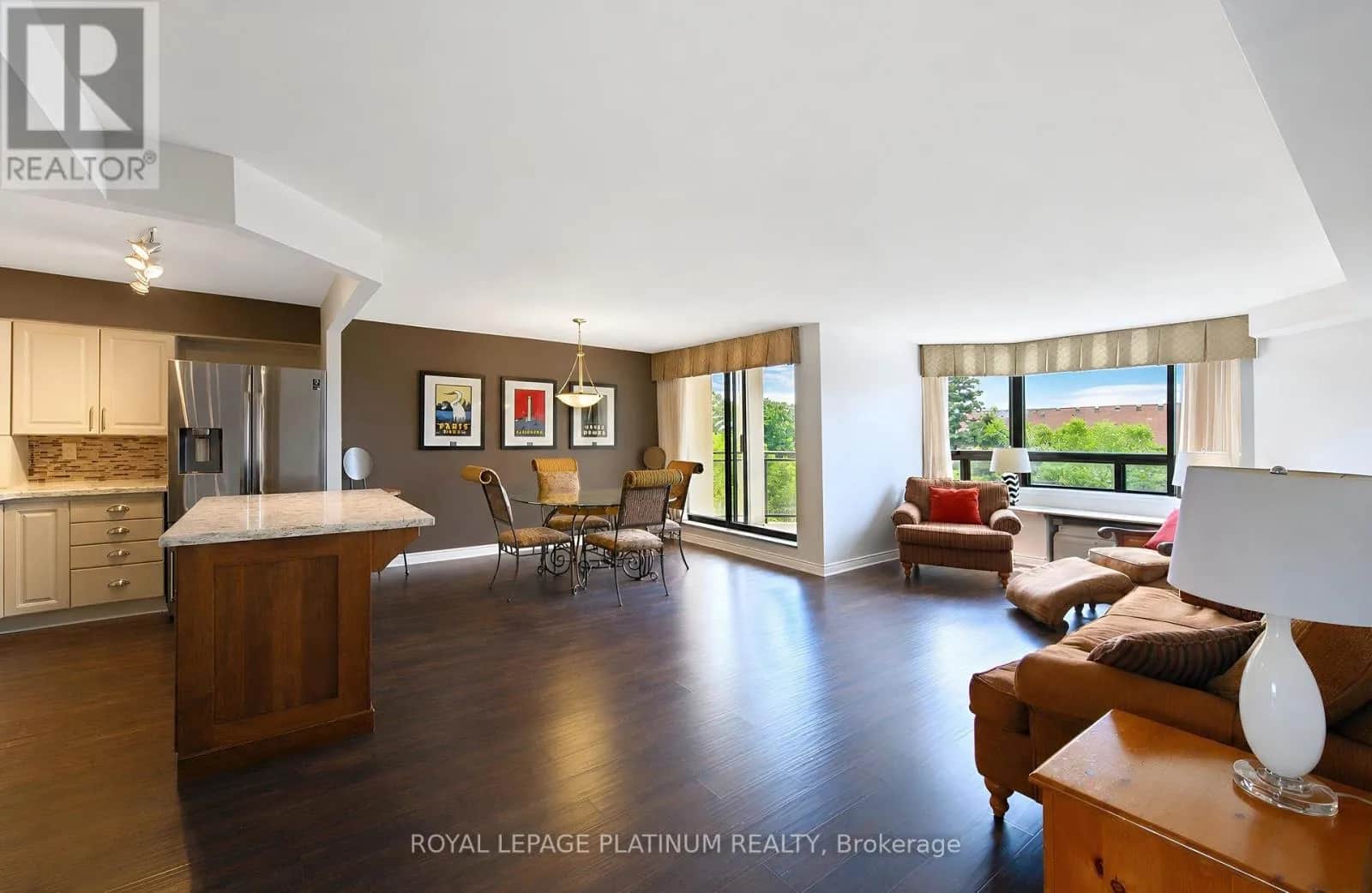 401 - 688 PRESTON PARKWAY