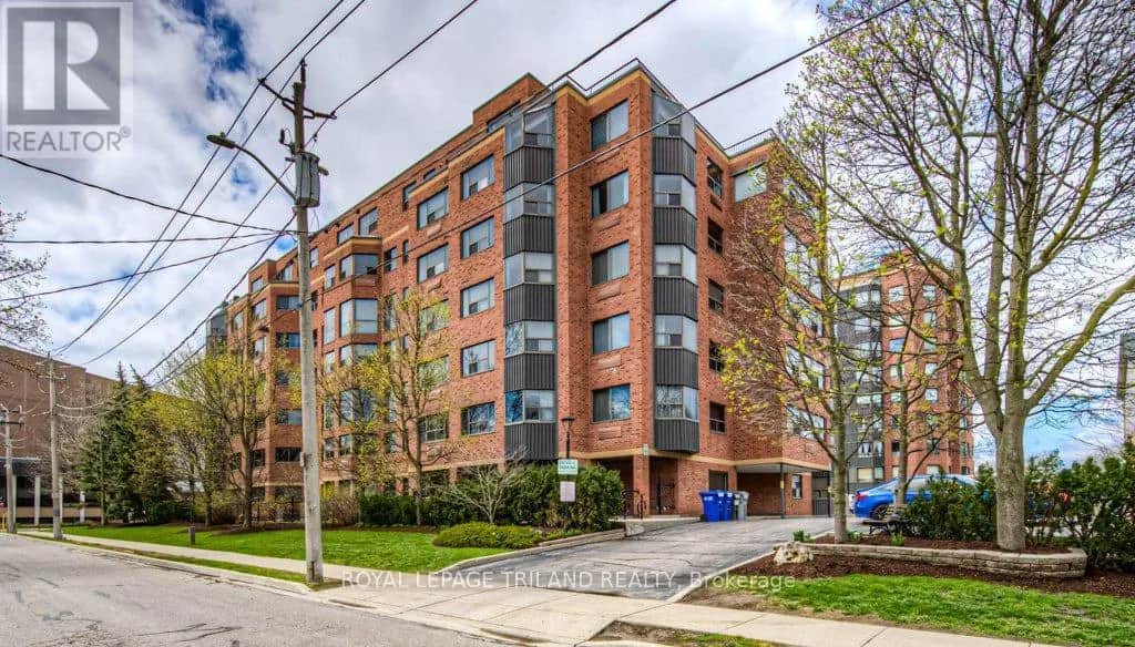 403 - 20 ELLEN STREET