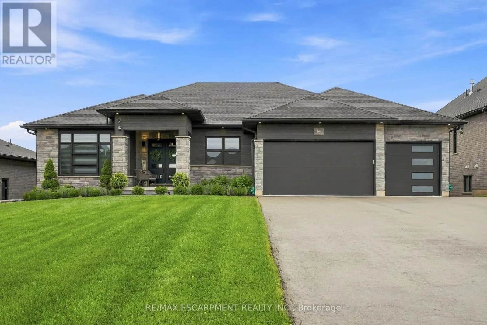 14 HUDSON DRIVE