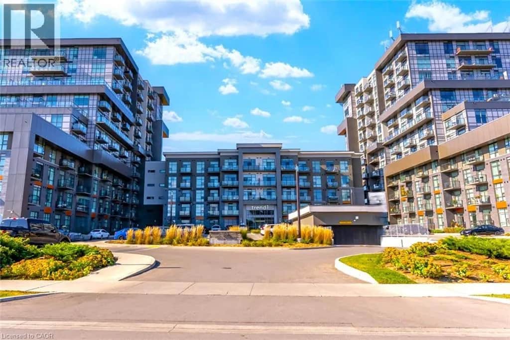 450 DUNDAS Street E Unit# 516