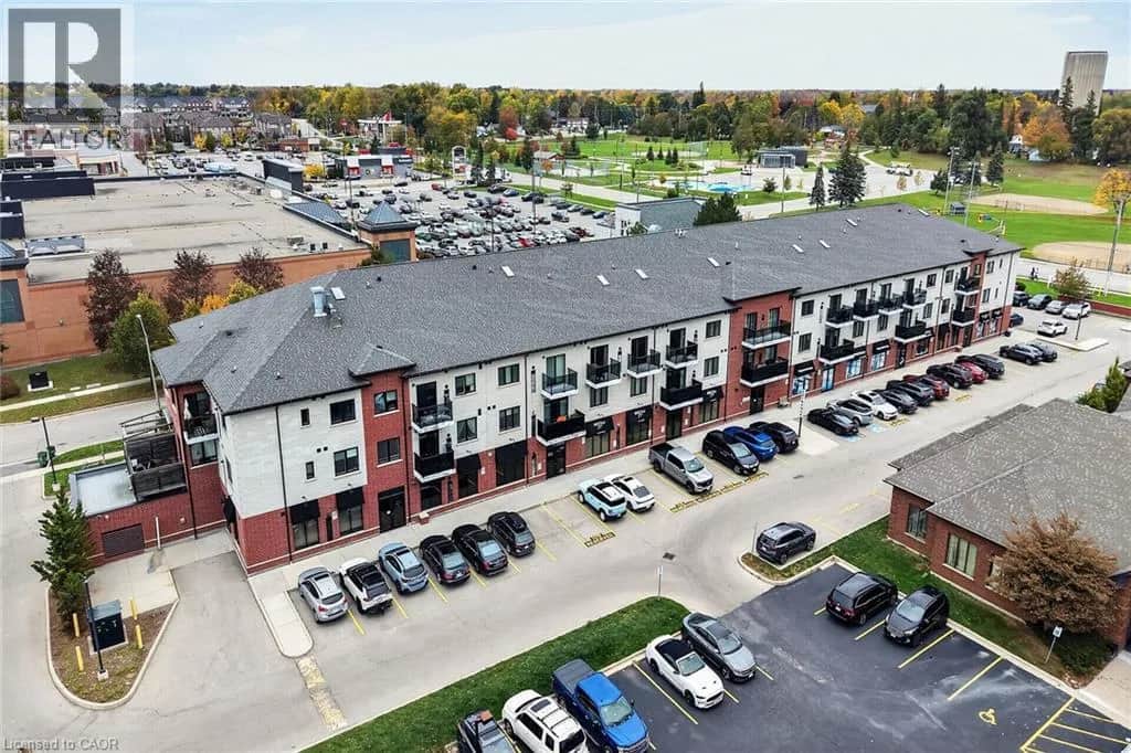 170 ROCKHAVEN Lane Unit# 207
