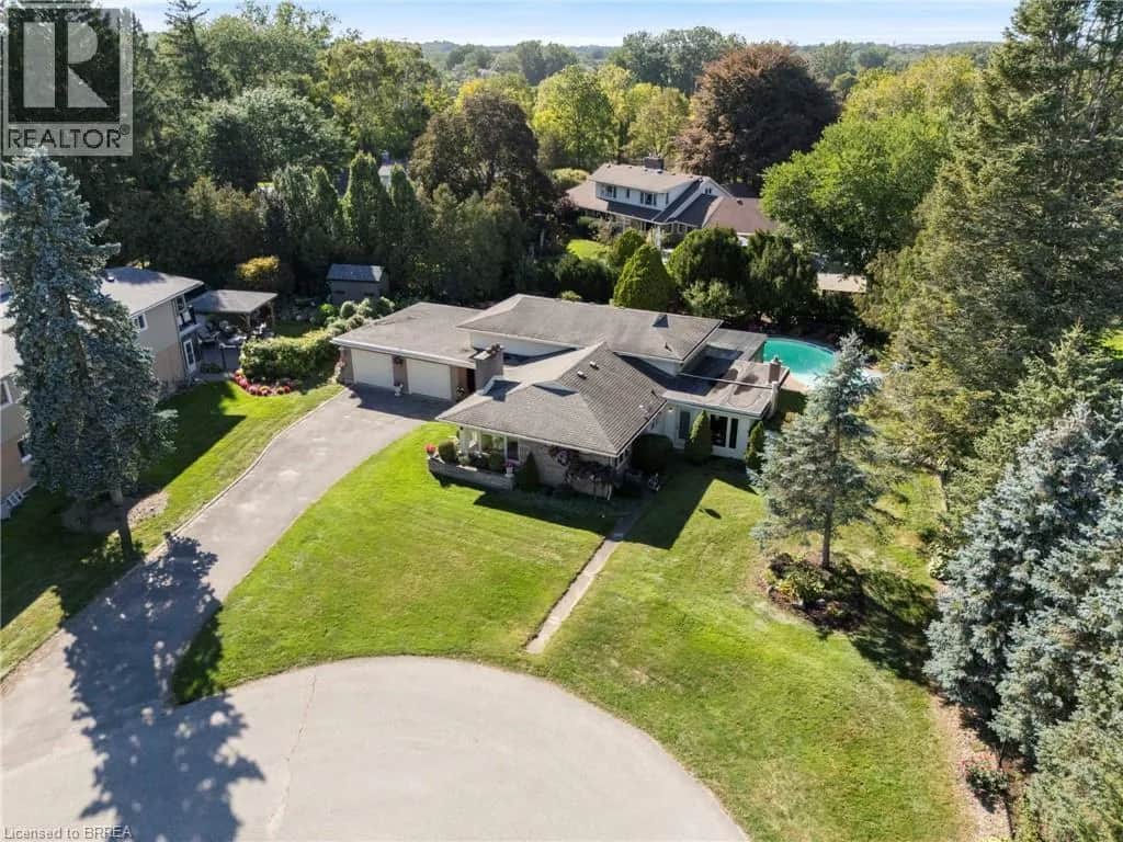 6 HOWARD Road