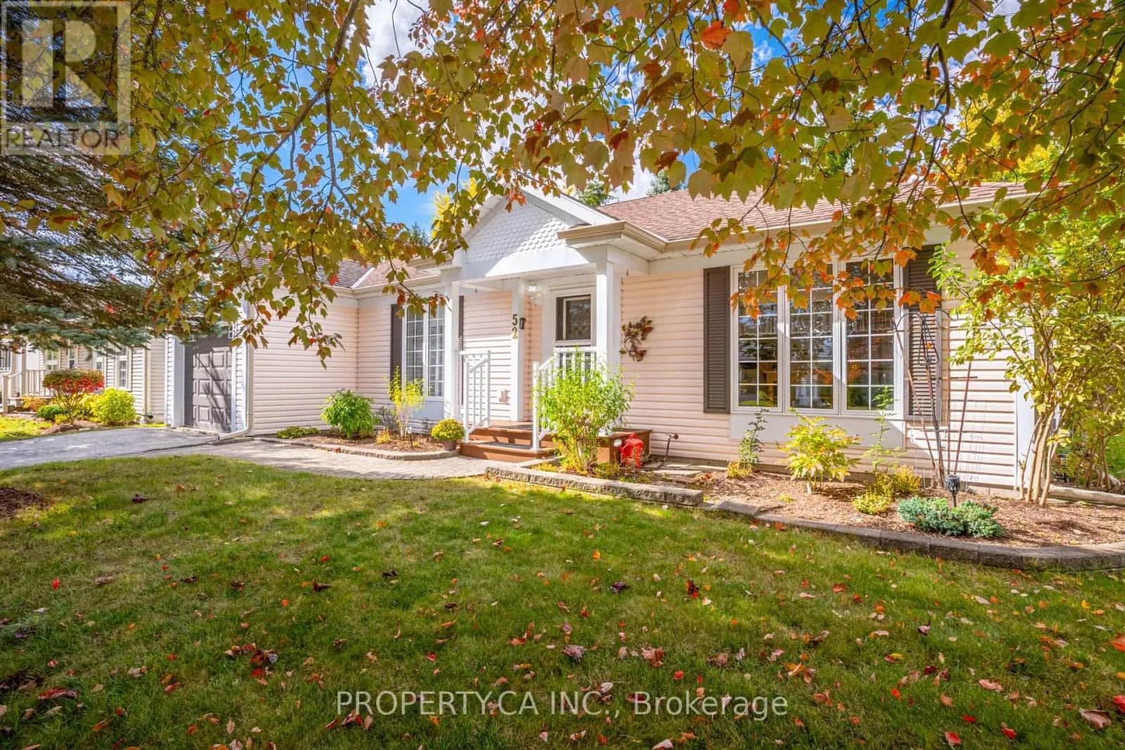 52 PINERIDGE ROAD